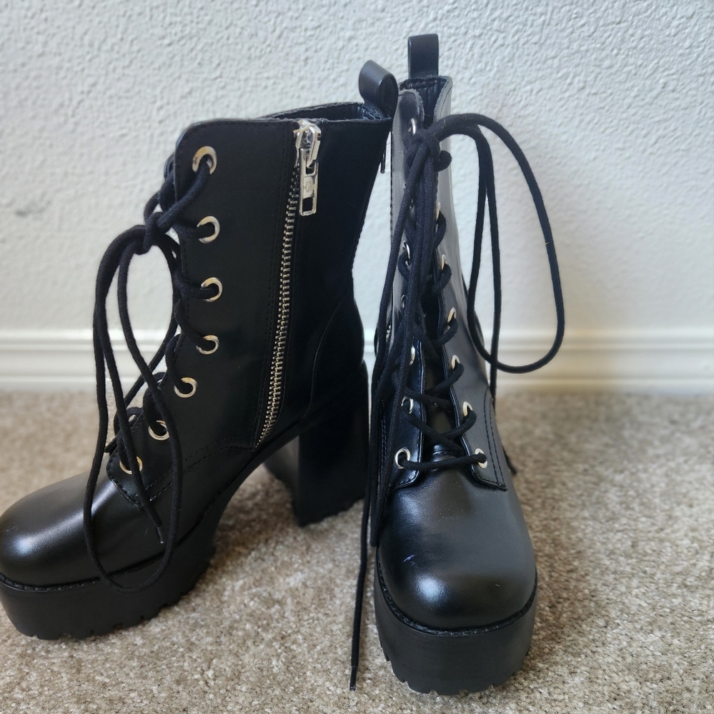 Current Mood Lace Up Ankle Boots
